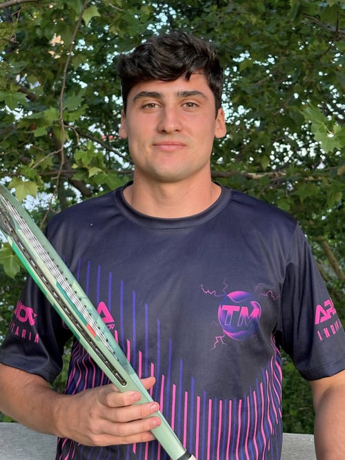 FOTO HOLDER LANGING OFICIAL